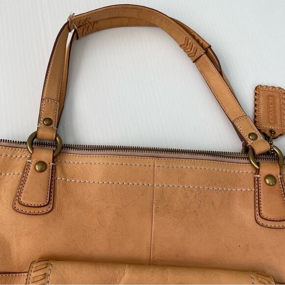 Coach Poppy Whipstitch shoulder bag tan leather with pink lining - Picture 6 of 12